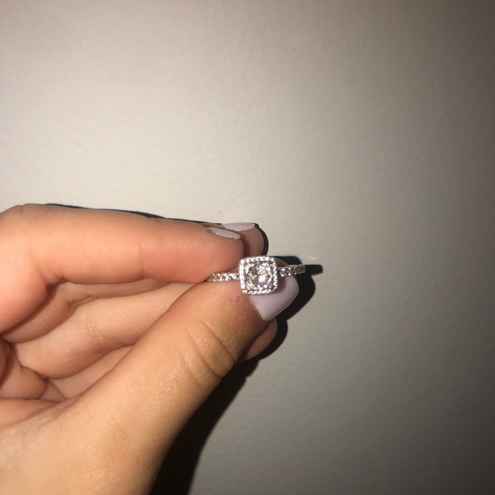 Pandora ring